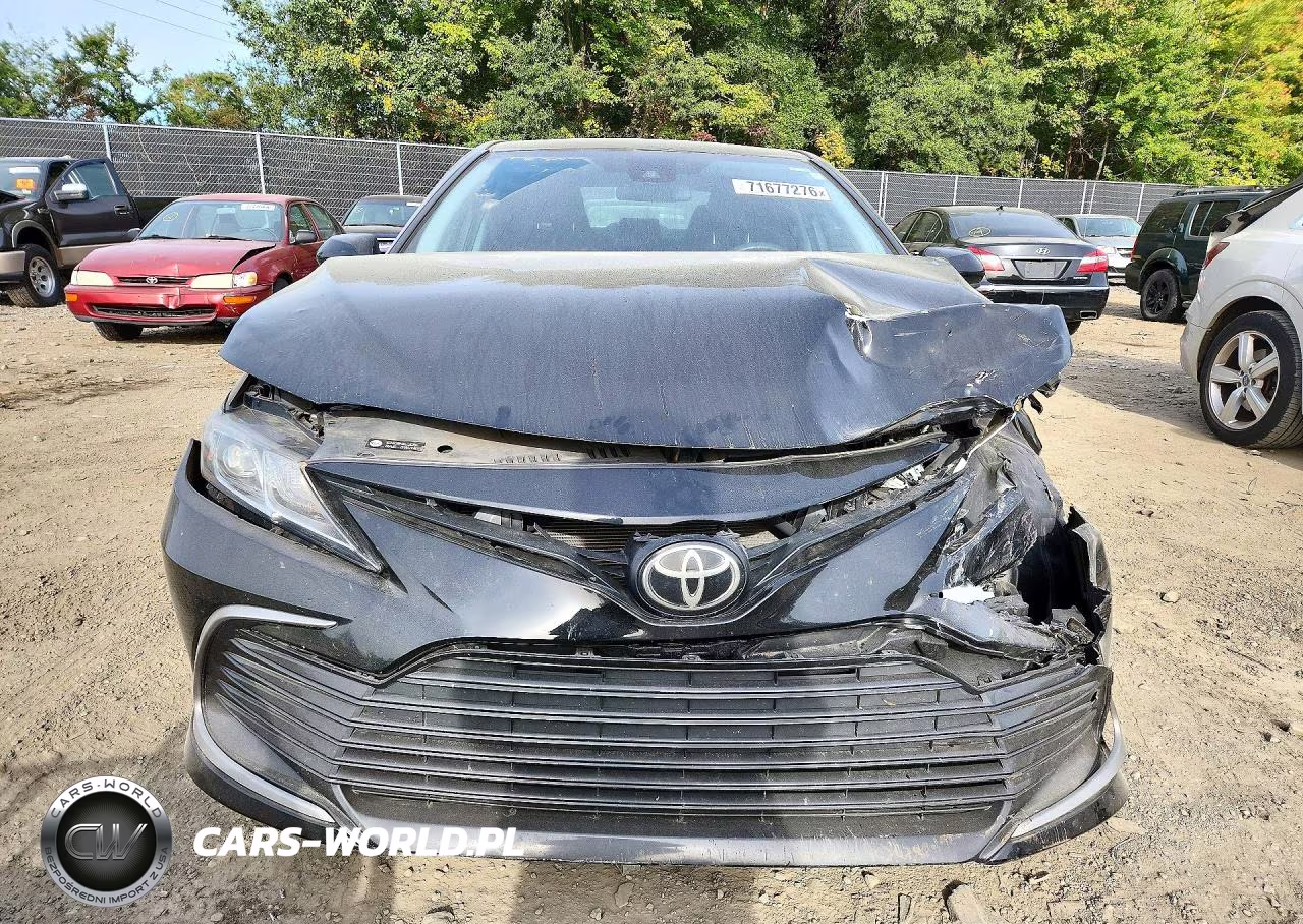 2021 Toyota Camry Le VIN:4T1C11AK6MU440976 - 5