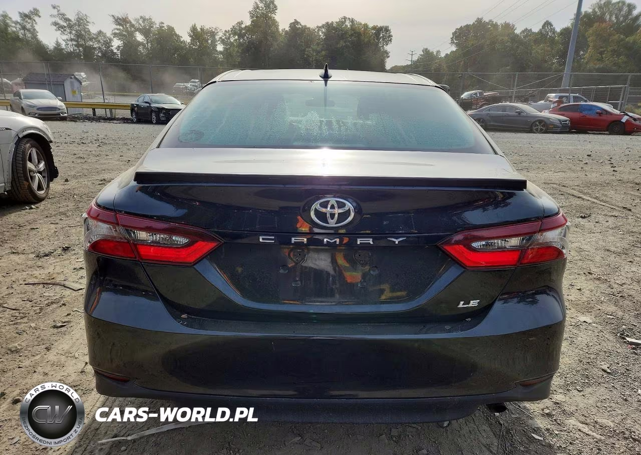 2021 Toyota Camry Le VIN:4T1C11AK6MU440976 - 6