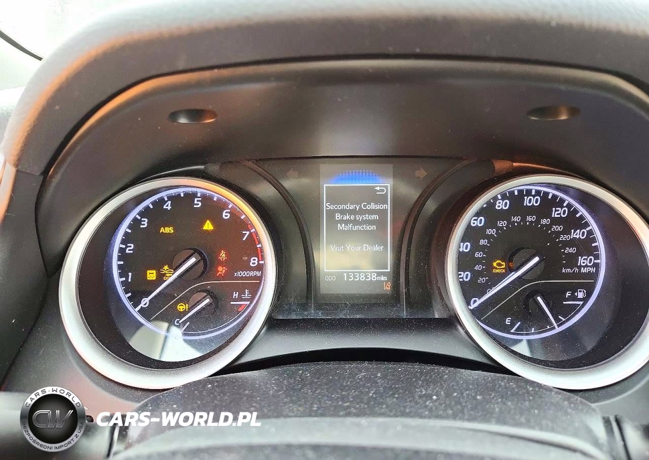 2021 Toyota Camry Le VIN:4T1C11AK6MU440976 - 9