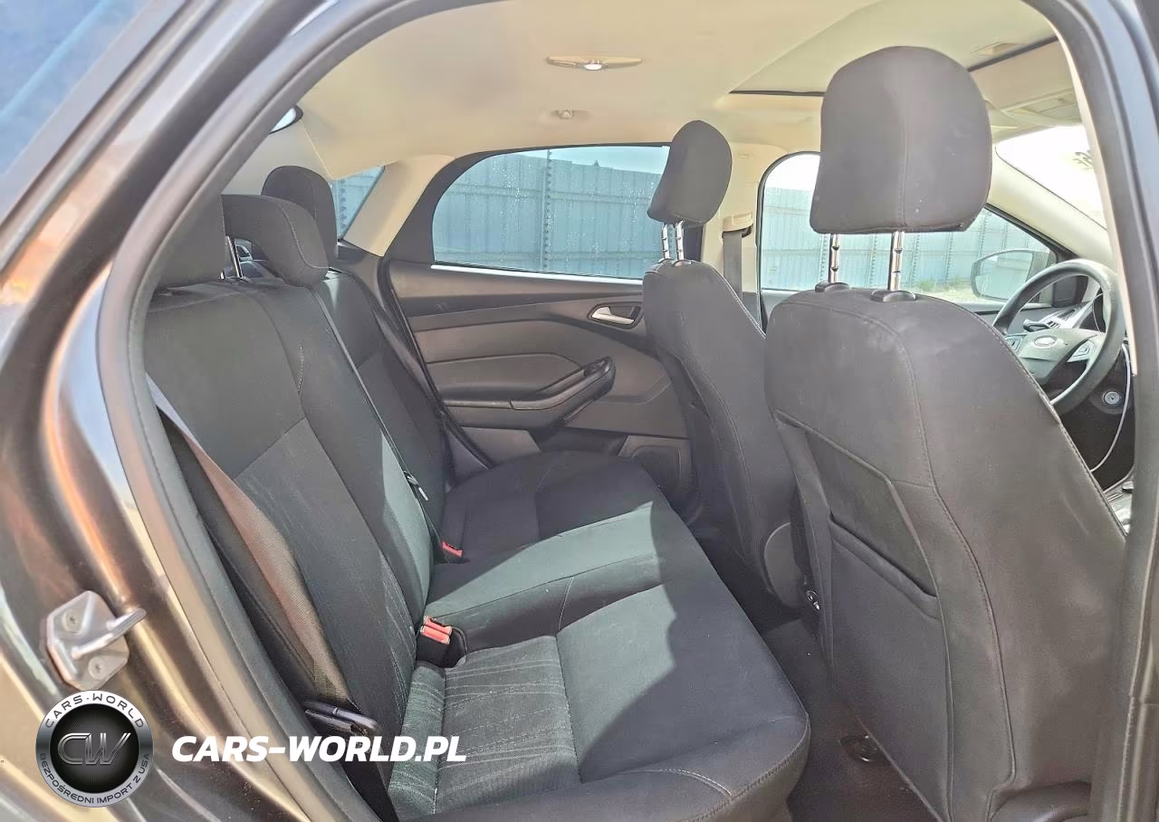 2017 Ford Focus Sel VIN:1FADP3H25HL223106 - 10