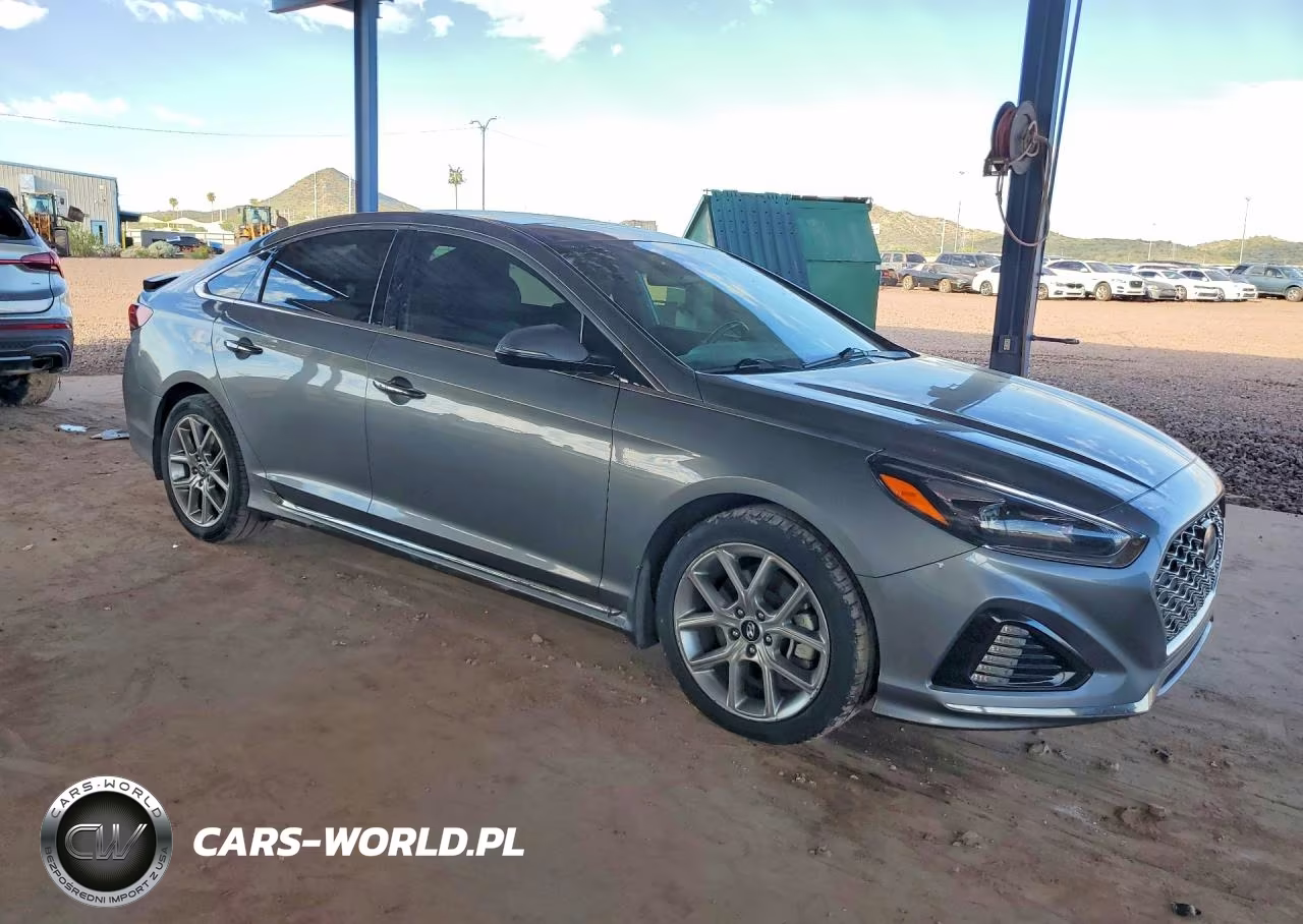 2019 Hyundai Sonata Limited Turbo VIN:5NPE34AB2KH781694 - 4