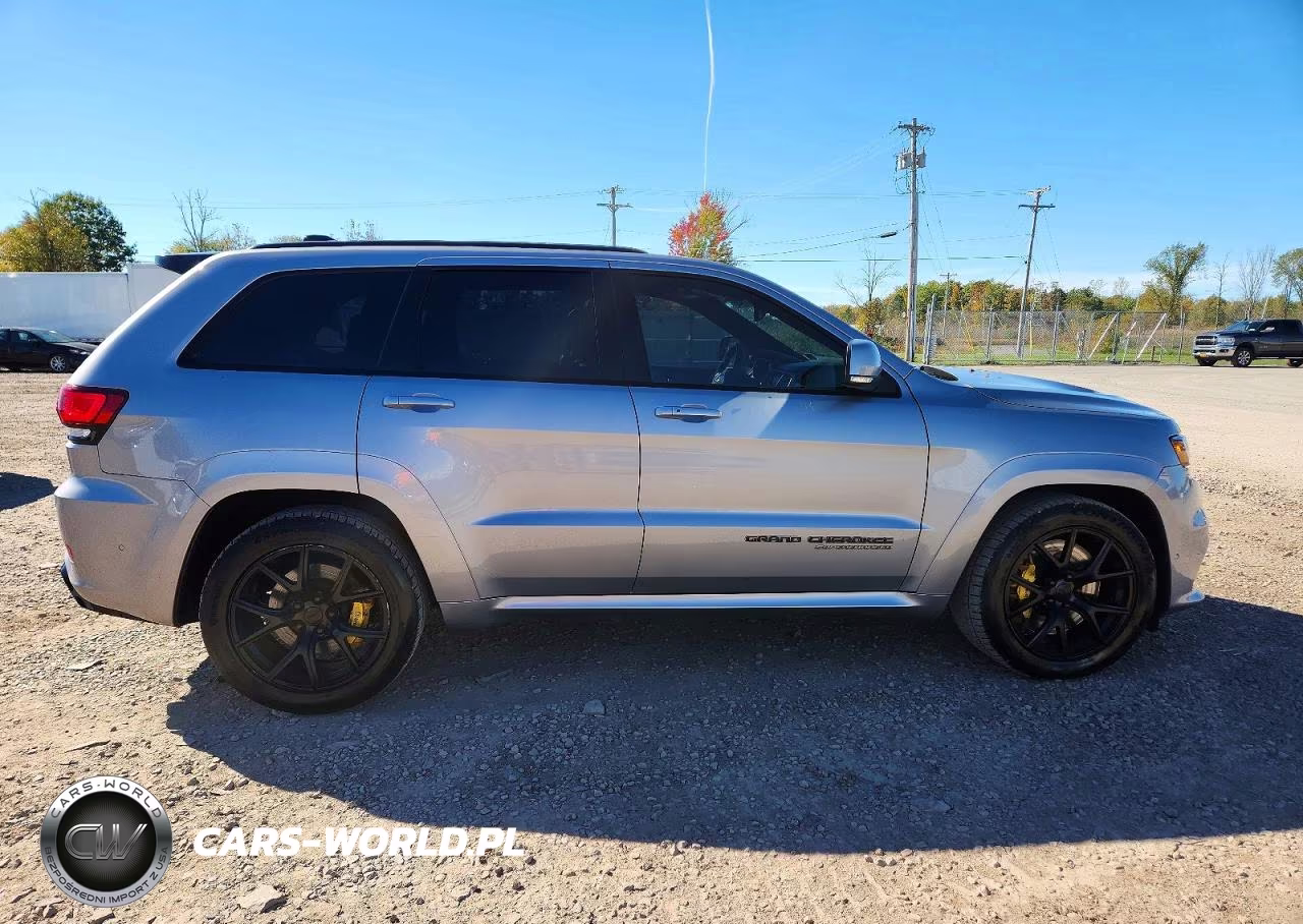 2018 Jeep Grand Cherokee Trackhawk VIN:1C4RJFN9XJC266611 - 13
