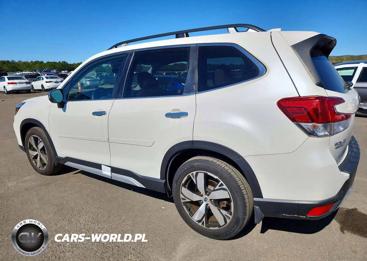 2019 Subaru Forester Touring VIN:JF2SKAWC9KH459558 - 2