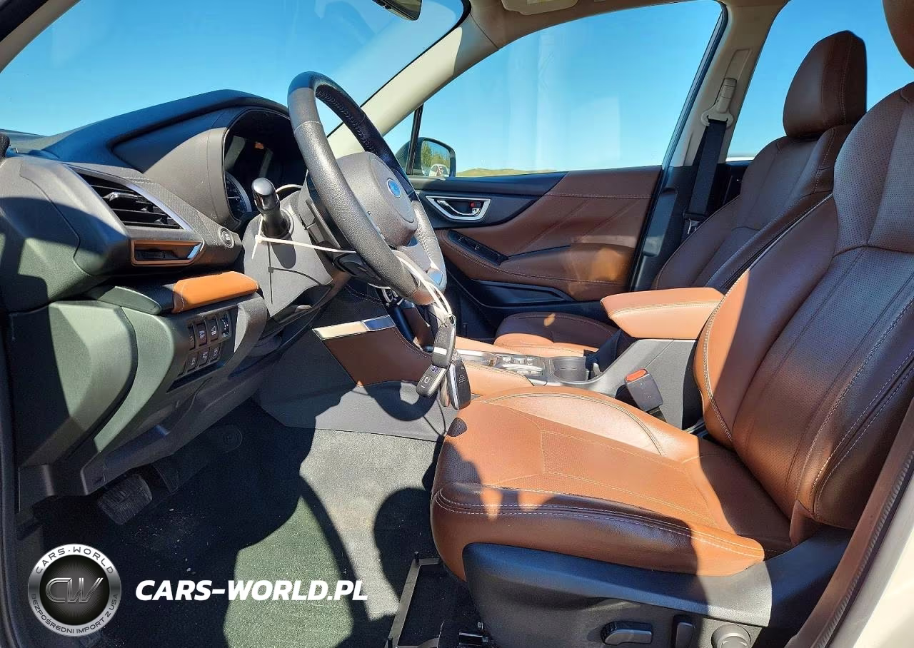 2019 Subaru Forester Touring VIN:JF2SKAWC9KH459558 - 7
