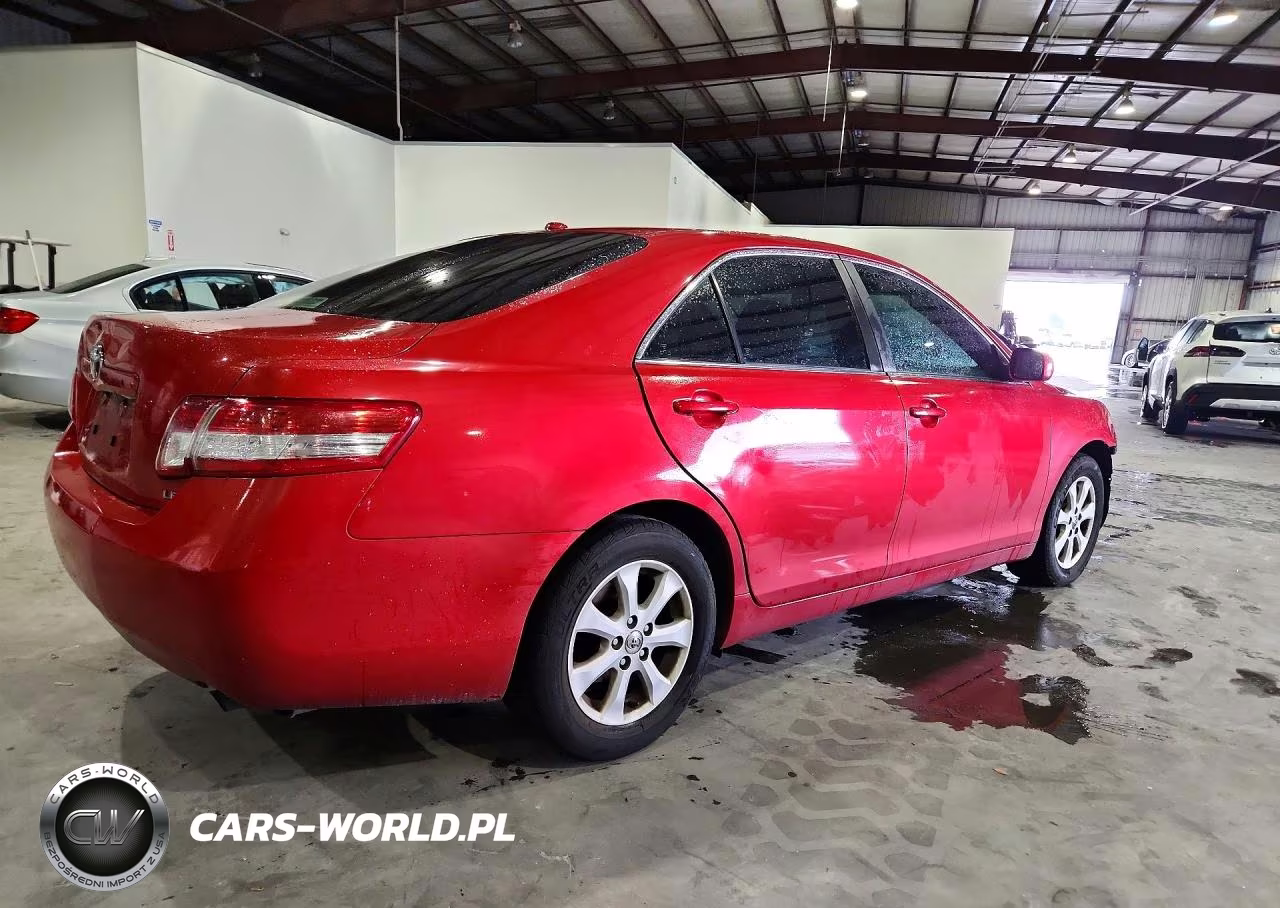 2010 Toyota Camry Le VIN:4T1BF3EK1AU058613 - 3