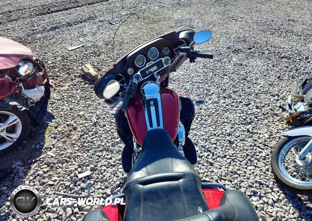2008 Harley-Davidson Flhtcui VIN:1HD1FC41X8Y682503 - 6