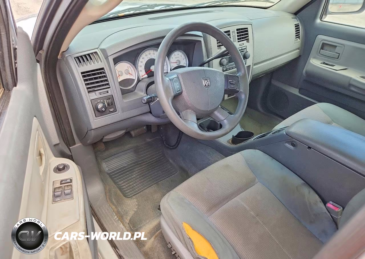 2005 Dodge Dakota Slt VIN:1D7HW42N55S110447 - 8