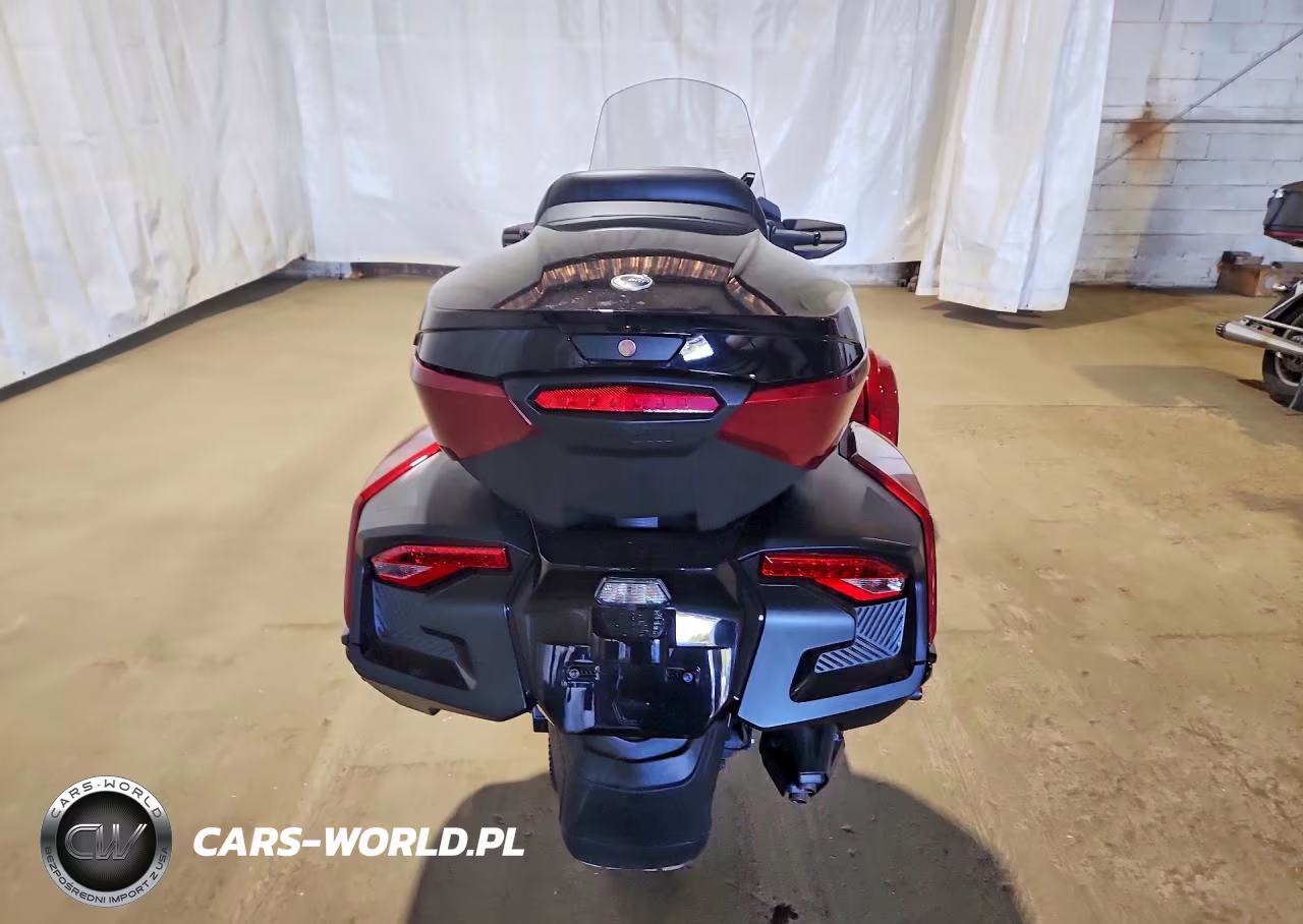 2024 Can-Am Spyder Roadster Rt VIN:2BXNBDD24RV005196 - 4