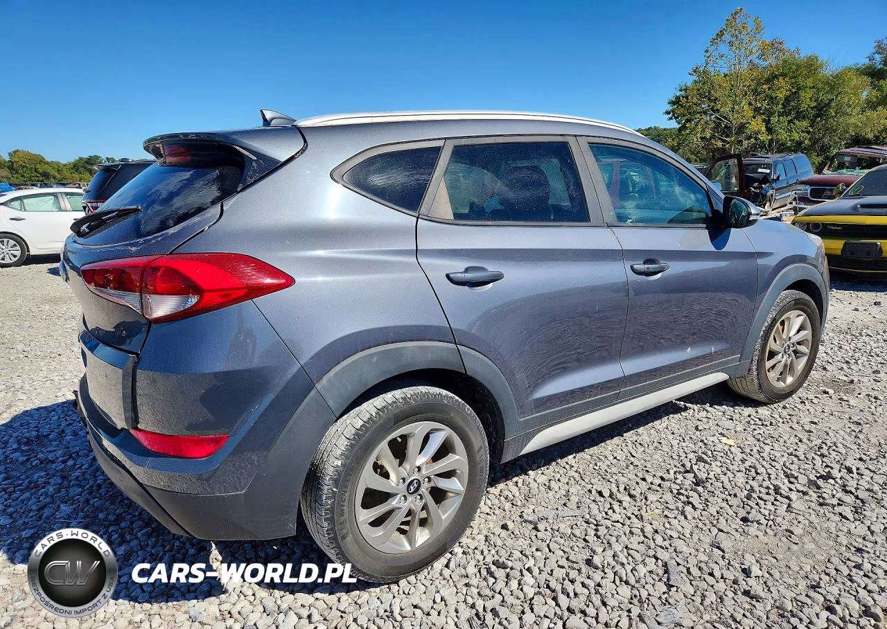 2017 Hyundai Tucson Se Plus VIN:KM8J33A48HU413833 - 3