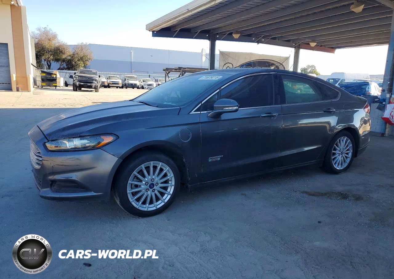 2015 Ford Fusion Titanium Phev