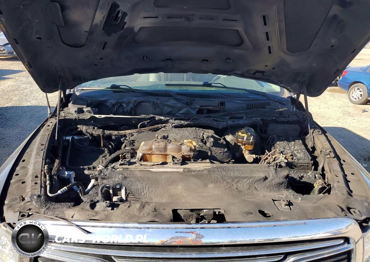 2019 Ram 1500 Classic Laramie VIN:1C6RR6NM3KS720645 - 11