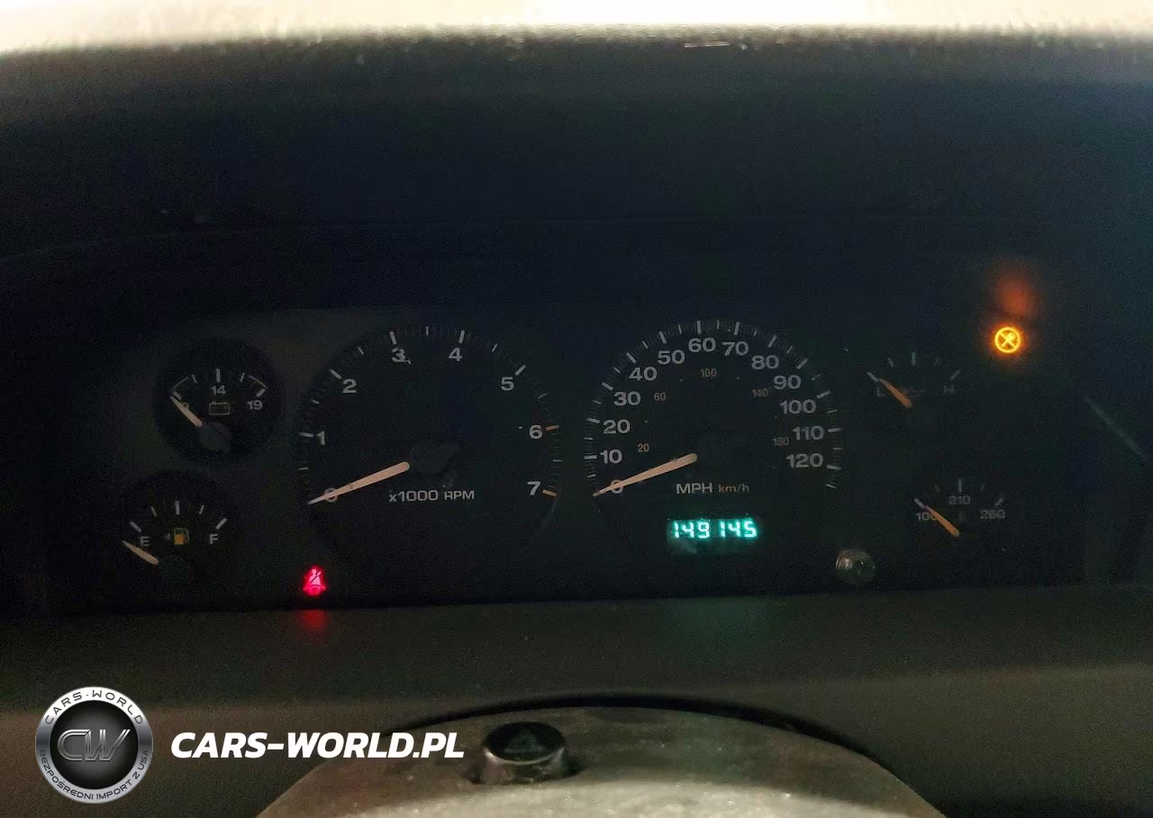 2003 Jeep Grand Cherokee Laredo VIN:1J4GW48N23C555372 - 9