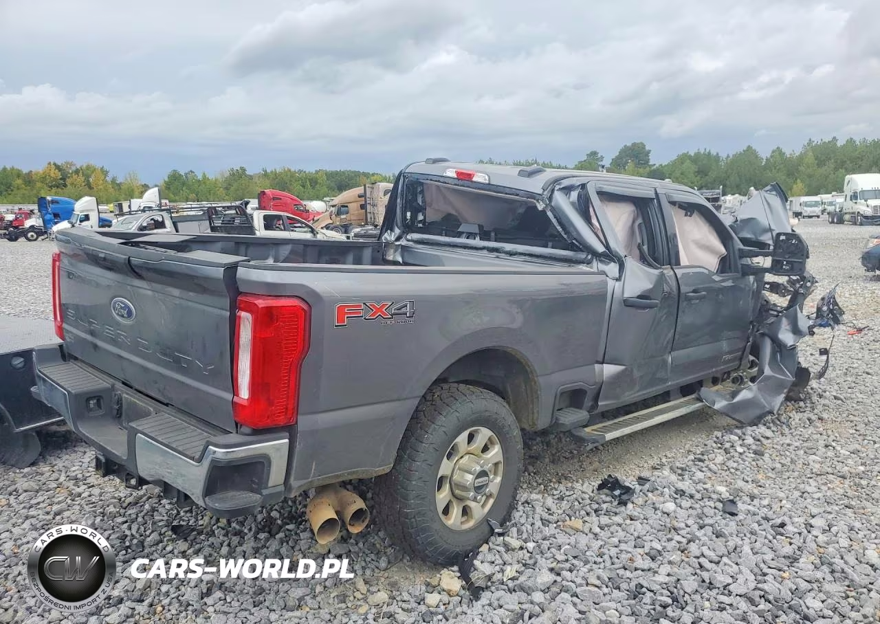 2024 Ford F350 Super Duty VIN:1FT8W3BTXREF33886 - 3