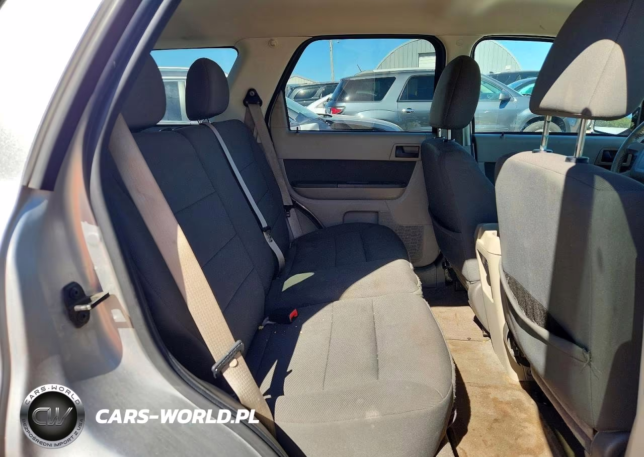 2010 Ford Escape Xlt VIN:1FMCU0DG0AKA94097 - 10