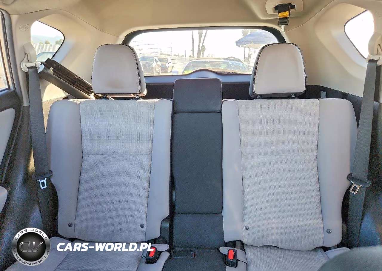 2016 Toyota Rav4 Xle VIN:2T3WFREV3GW252798 - 10