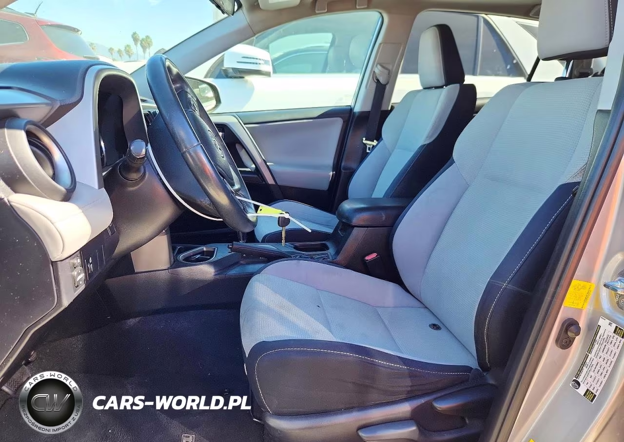 2016 Toyota Rav4 Xle VIN:2T3WFREV3GW252798 - 7