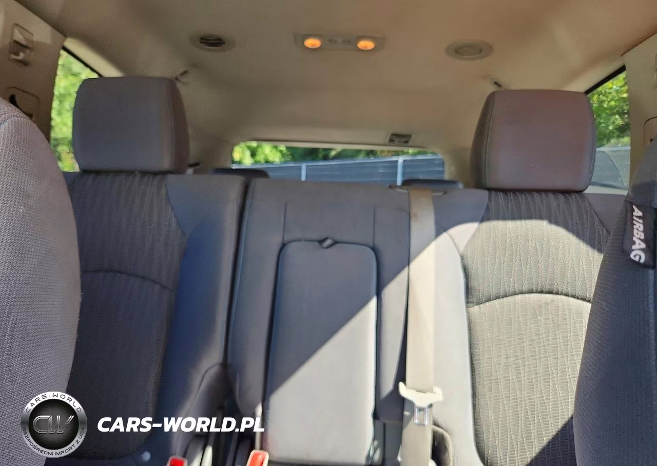 2013 Chevrolet Traverse Ls VIN:1GNKRFKDXDJ242531 - 10