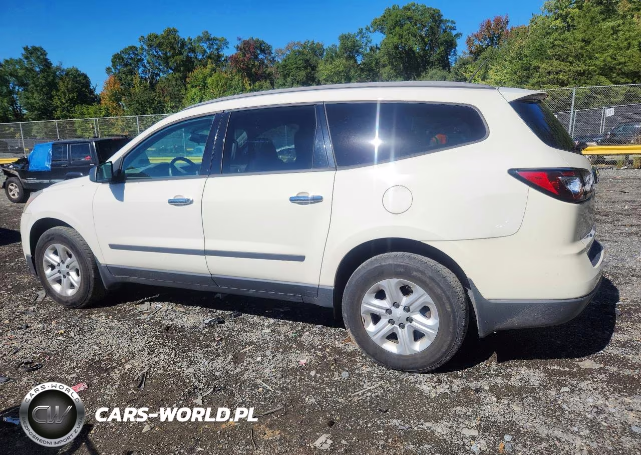 2013 Chevrolet Traverse Ls VIN:1GNKRFKDXDJ242531 - 2