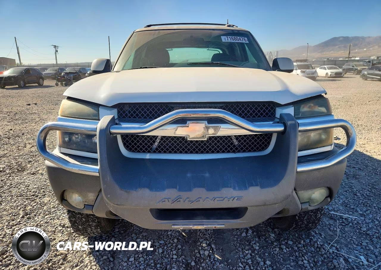 2002 Chevrolet Avalanche K1500 VIN:3GNEK13T92G356822 - 5