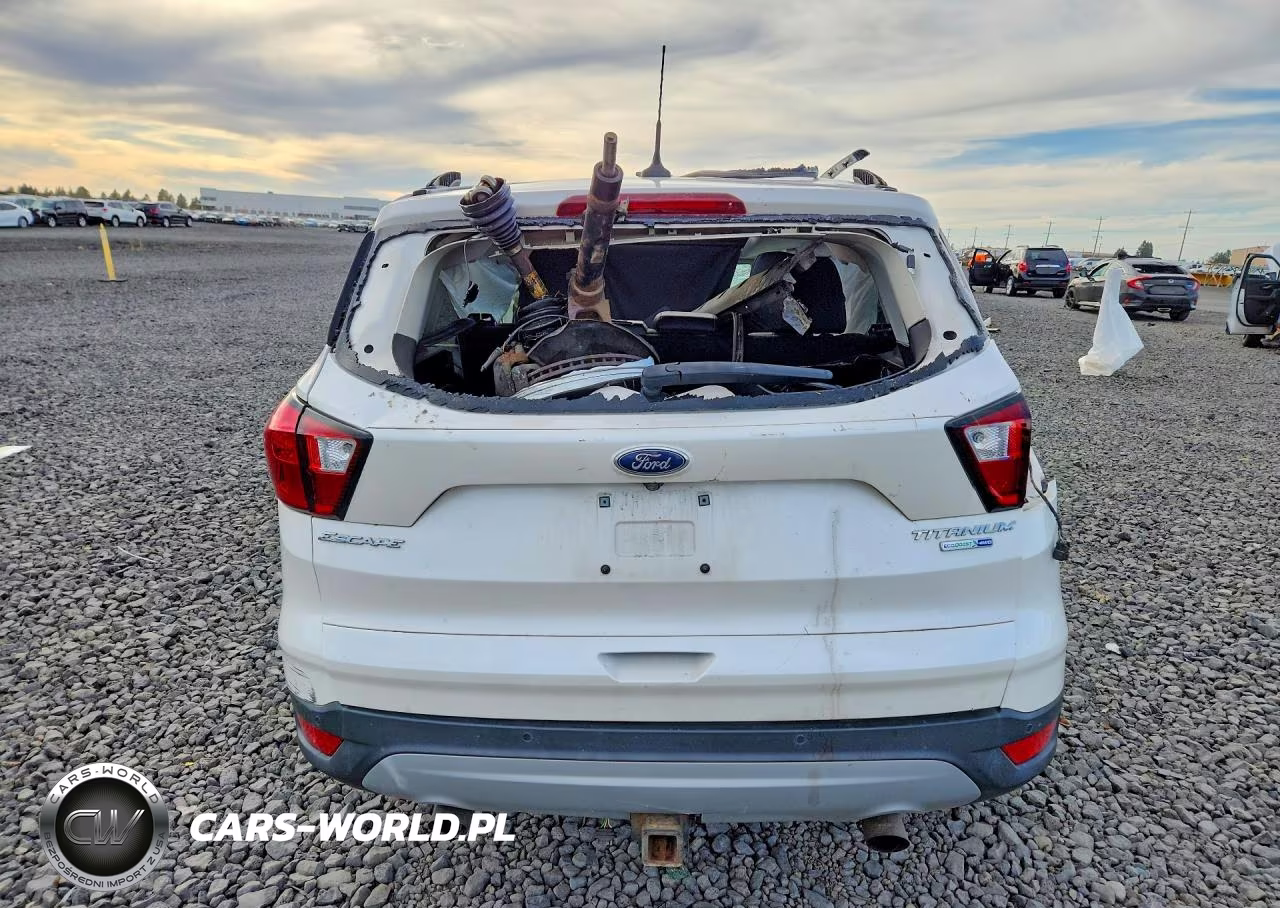 2019 Ford Escape Titanium VIN:1FMCU9J97KUA21227 - 6