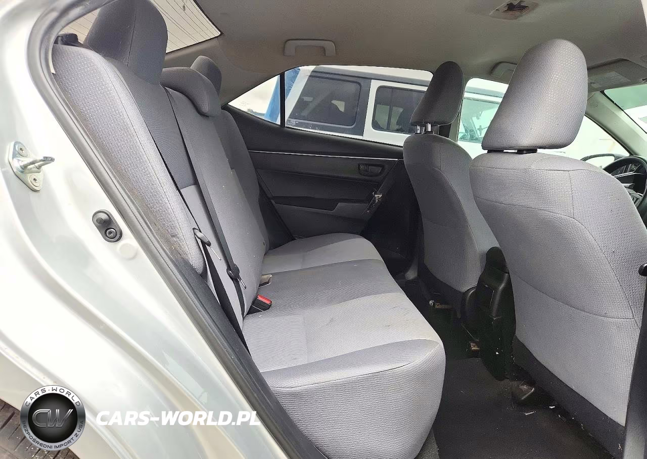 2015 Toyota Corolla L VIN:5YFBURHE7FP194378 - 10