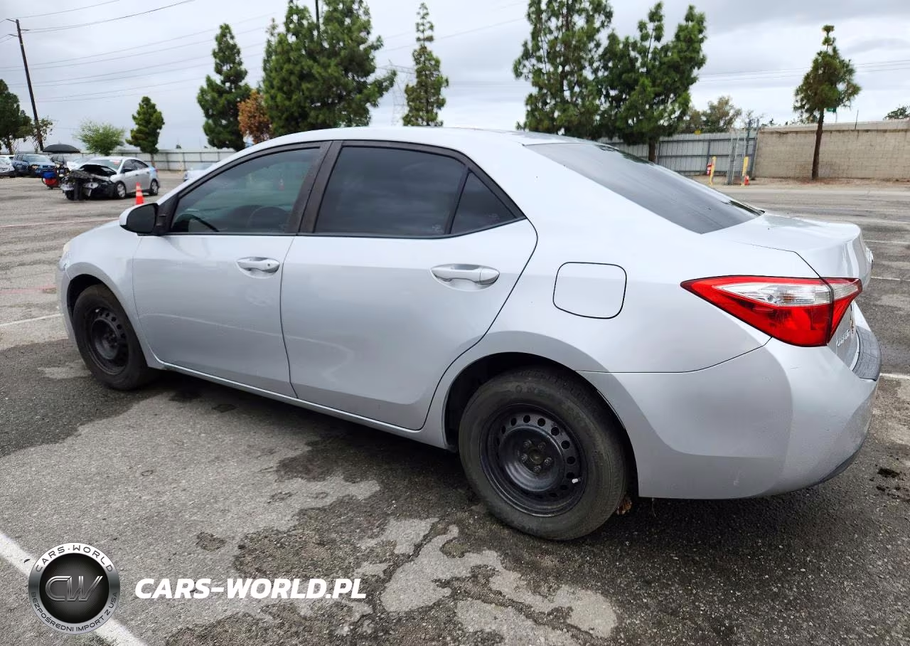 2015 Toyota Corolla L VIN:5YFBURHE7FP194378 - 2