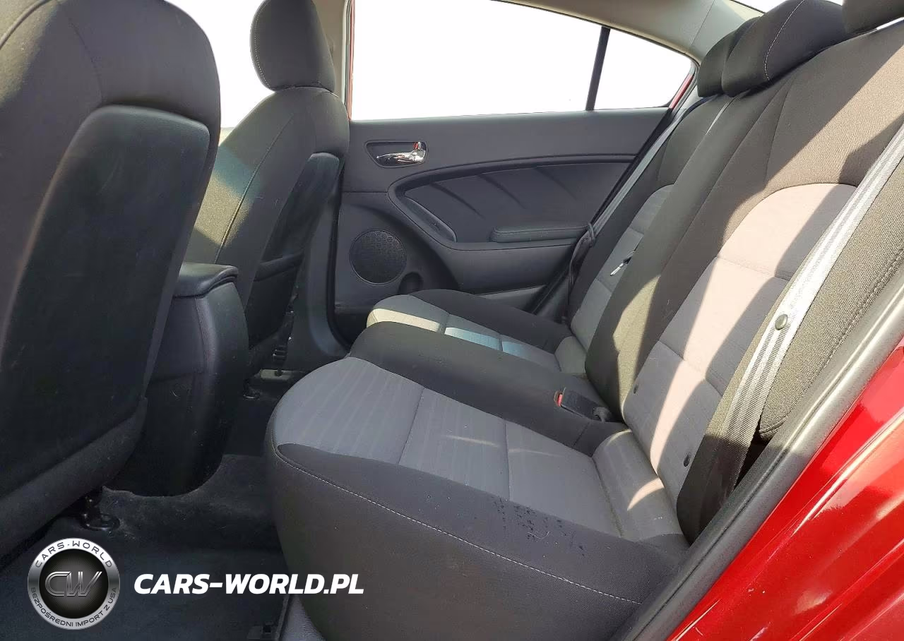 2018 Kia Forte S VIN:3KPFL4A79JE243125 - 10