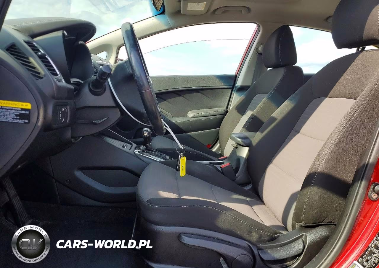 2018 Kia Forte S VIN:3KPFL4A79JE243125 - 7