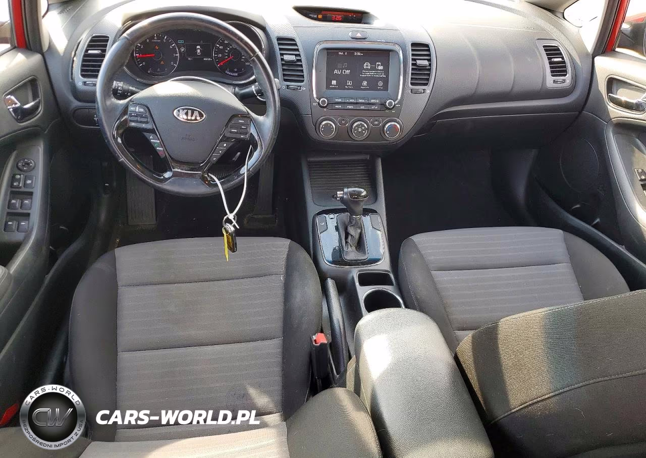 2018 Kia Forte S VIN:3KPFL4A79JE243125 - 8