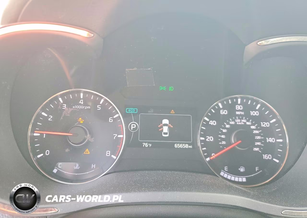 2018 Kia Forte S VIN:3KPFL4A79JE243125 - 9