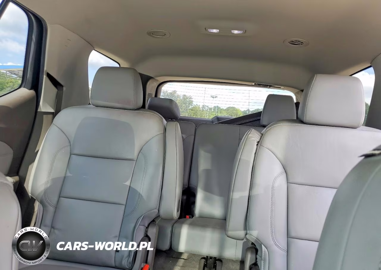 2019 Chevrolet Traverse Lt VIN:1GNERHKW2KJ221177 - 10