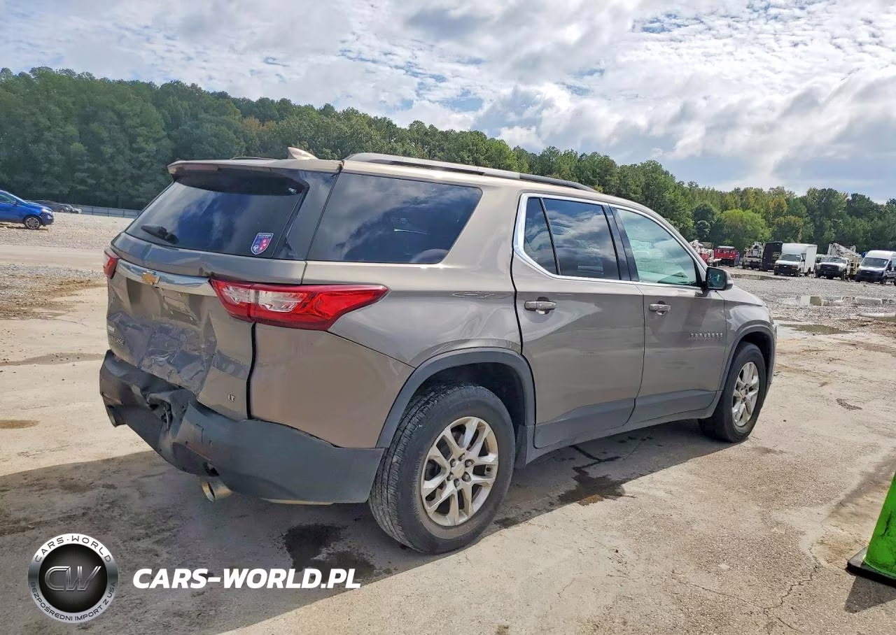 2019 Chevrolet Traverse Lt VIN:1GNERHKW2KJ221177 - 3