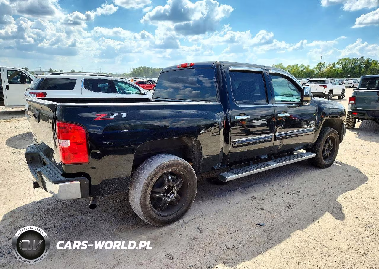 2013 Chevrolet Silverado C1500 Lt VIN:3GCPCSE08DG312370 - 3