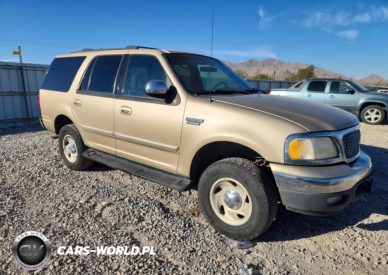 1999 Ford Expedition VIN:1FMPU18L7XLA59994 - 4