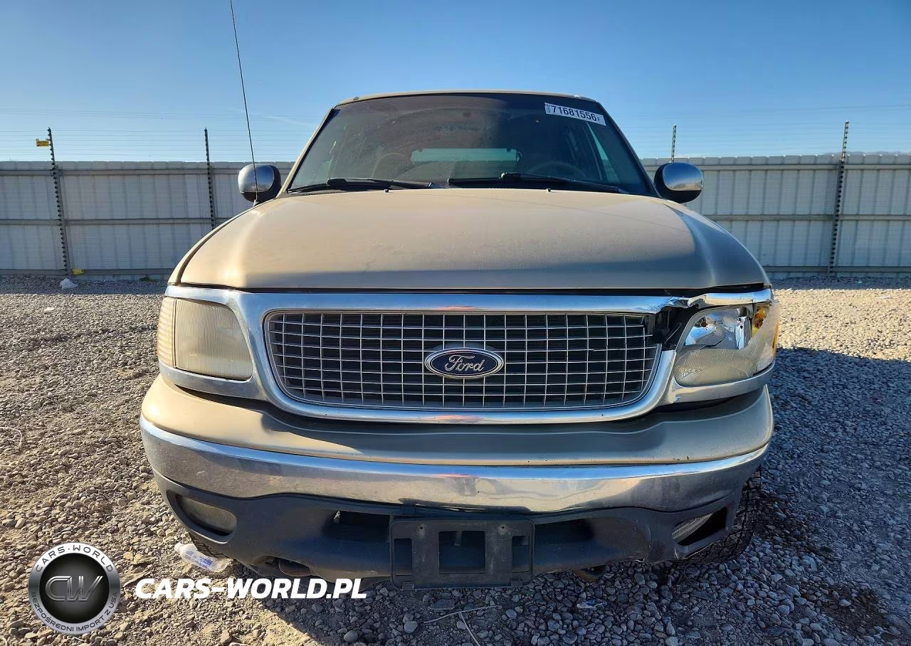 1999 Ford Expedition VIN:1FMPU18L7XLA59994 - 5