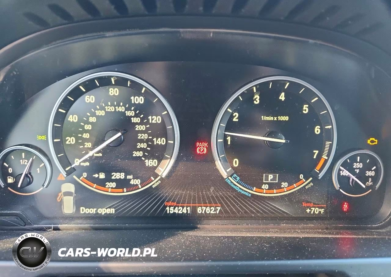 2015 BMW X5 xDrive35I VIN:5UXKR0C56F0K55961 - 9