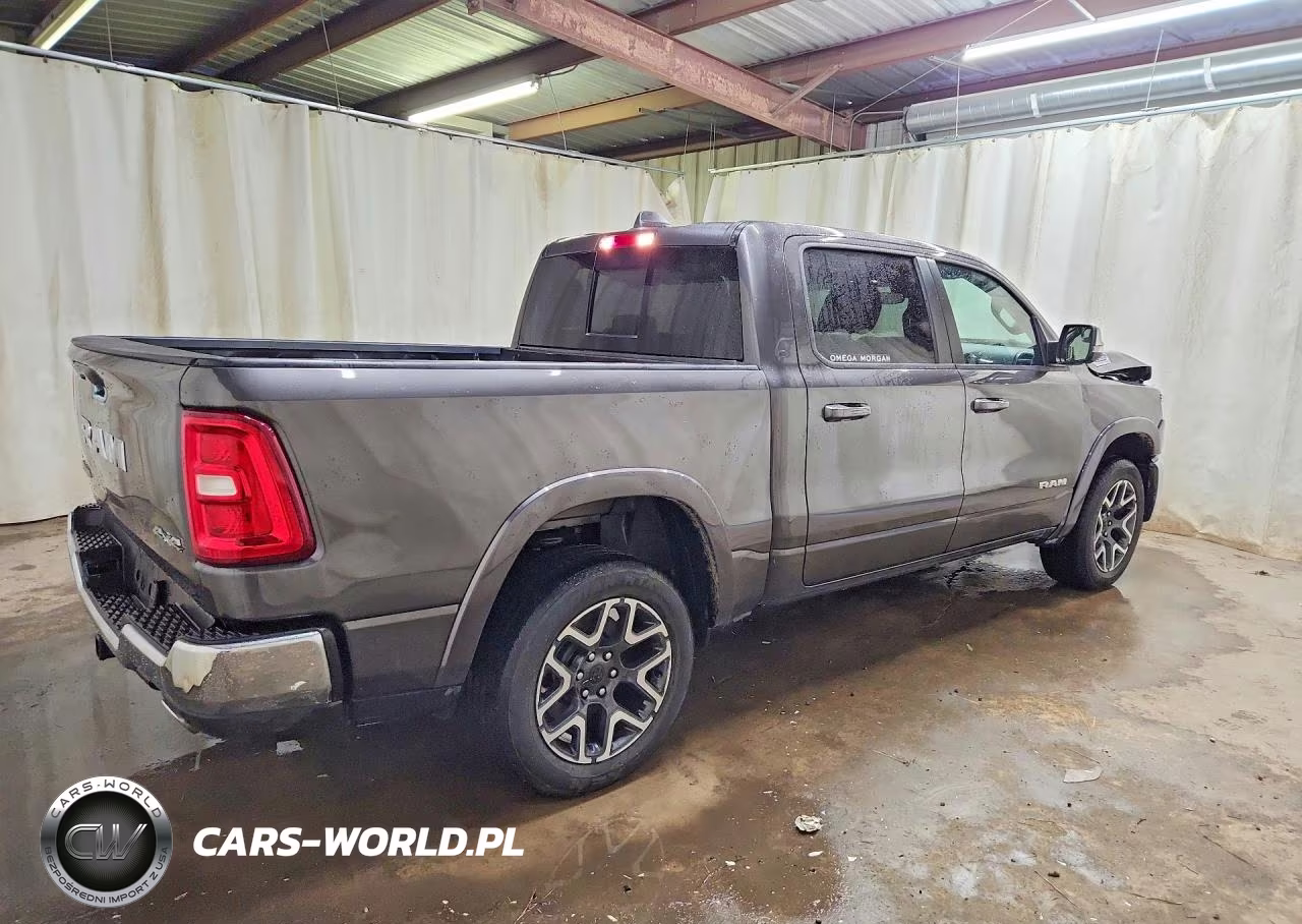 2026 Ram 1500 Laramie VIN:3C6SRFJP3T4176708 - 3