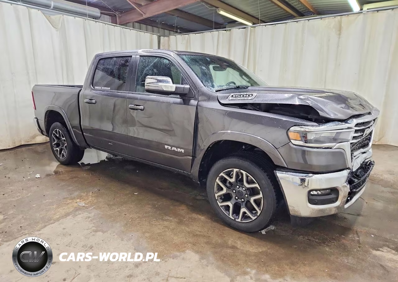 2026 Ram 1500 Laramie VIN:3C6SRFJP3T4176708 - 4