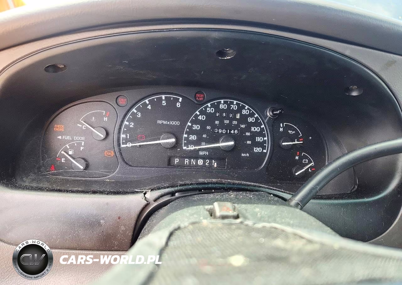 1999 Ford Explorer VIN:1FMDU32E3XUB17943 - 9