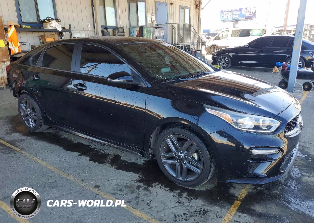 2021 Kia Forte Gt Line VIN:3KPF34AD6ME322195 - 4