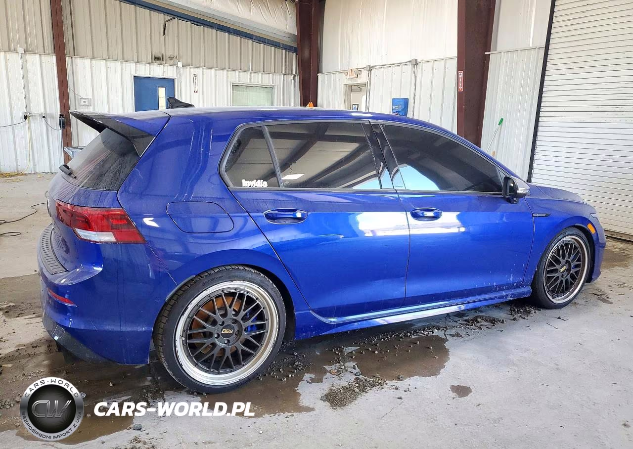 2024 Volkswagen Golf R VIN:WVWEB7CD2RW162424 - 3