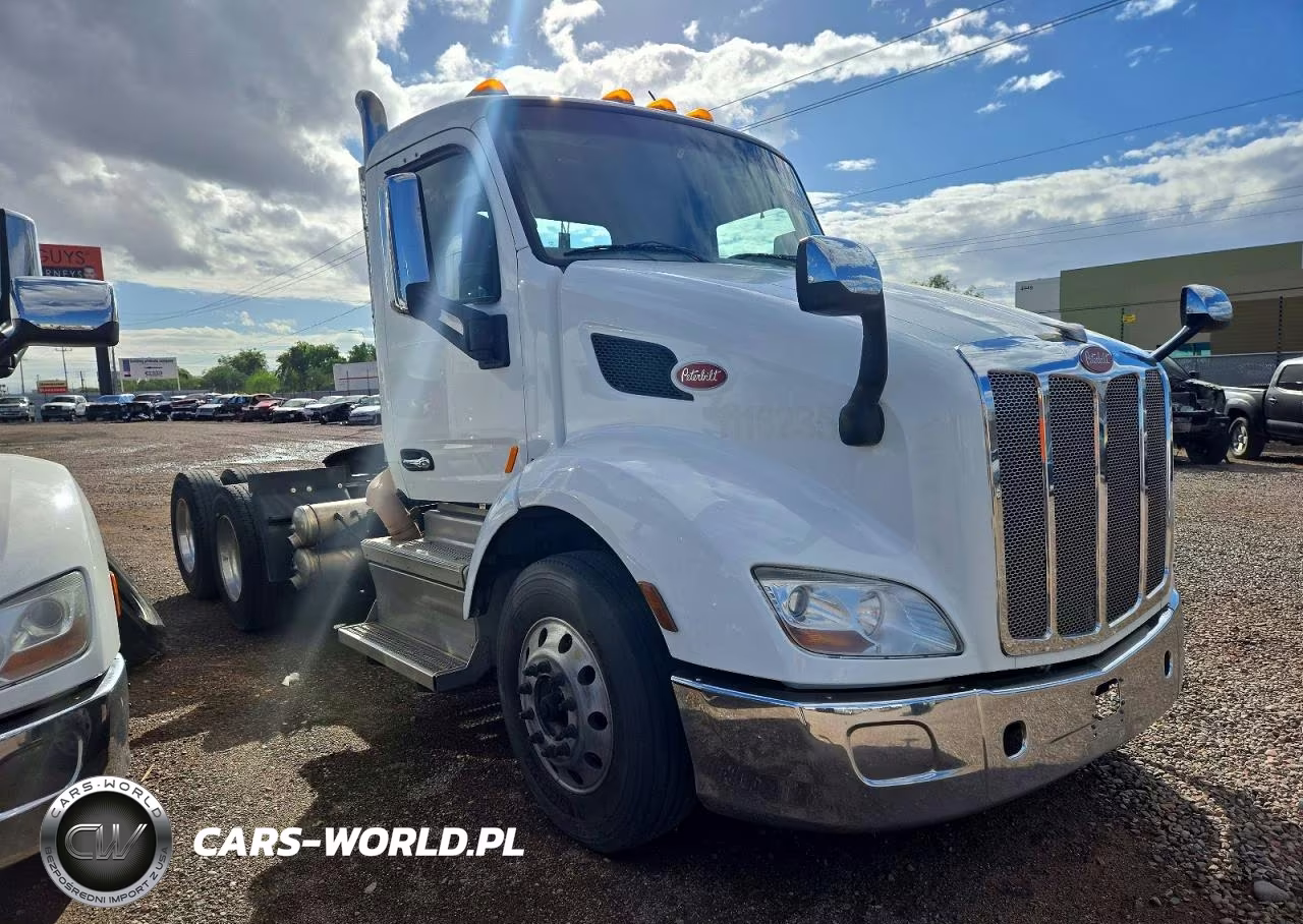 2019 Peterbilt 579 Semi Truck VIN:1XPBDP9X0KD630519 - 12