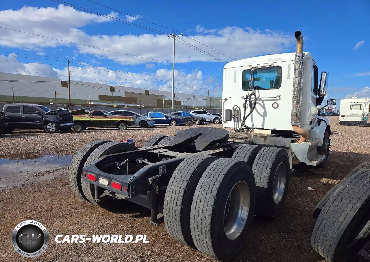 2019 Peterbilt 579 Semi Truck VIN:1XPBDP9X0KD630519 - 3