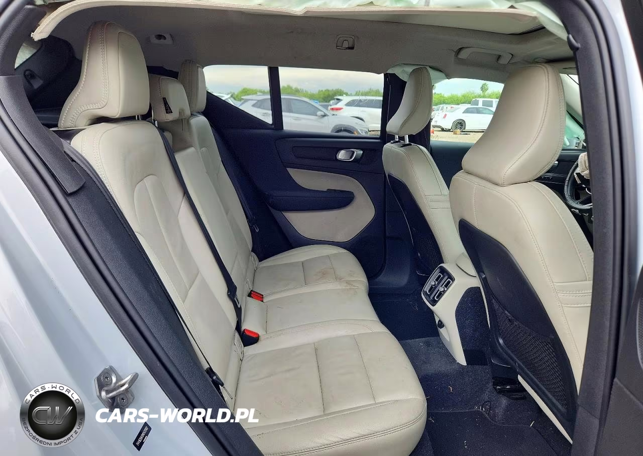 2021 Volvo Xc40 T5 Momentum VIN:YV4162UK6M2422002 - 11