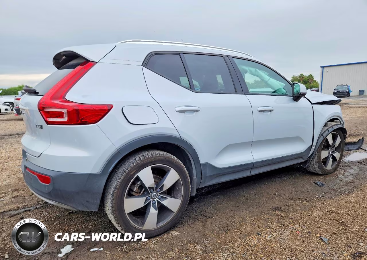 2021 Volvo Xc40 T5 Momentum VIN:YV4162UK6M2422002 - 3