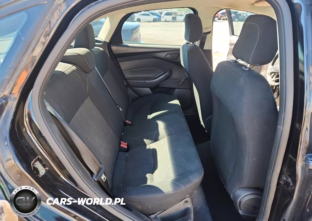 2016 Ford Focus S VIN:1FADP3E27GL360440 - 10