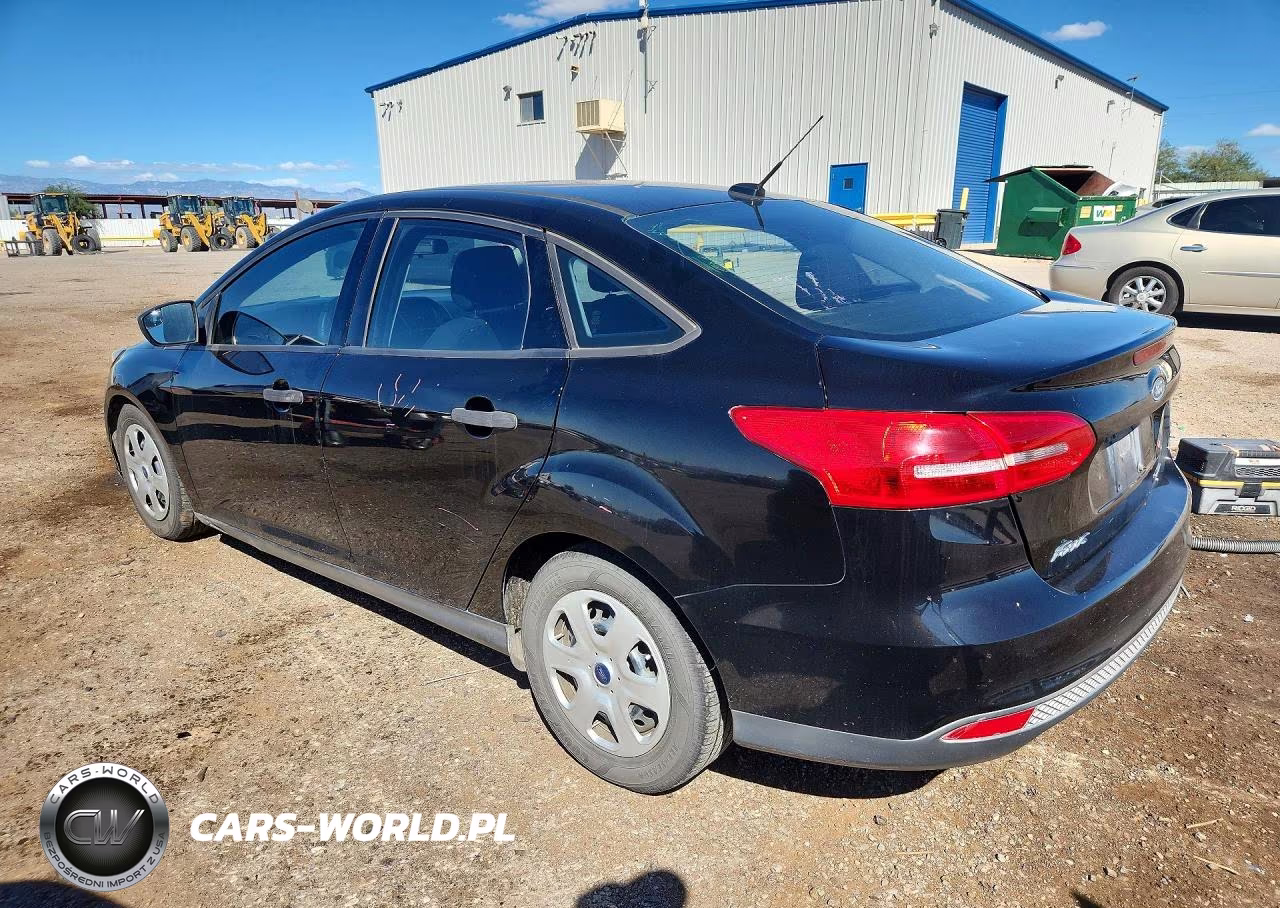 2016 Ford Focus S VIN:1FADP3E27GL360440 - 2