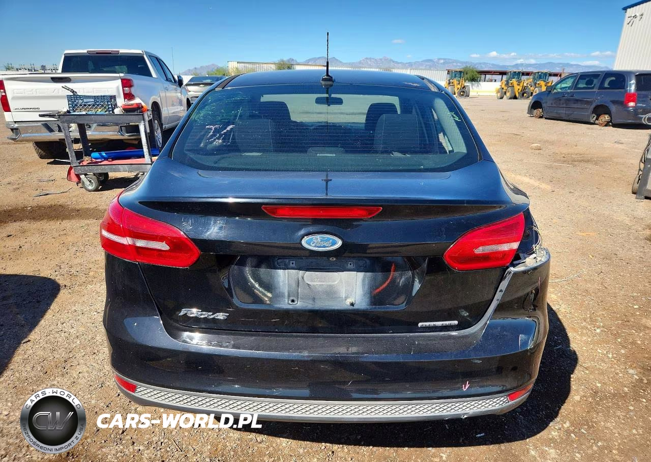 2016 Ford Focus S VIN:1FADP3E27GL360440 - 6