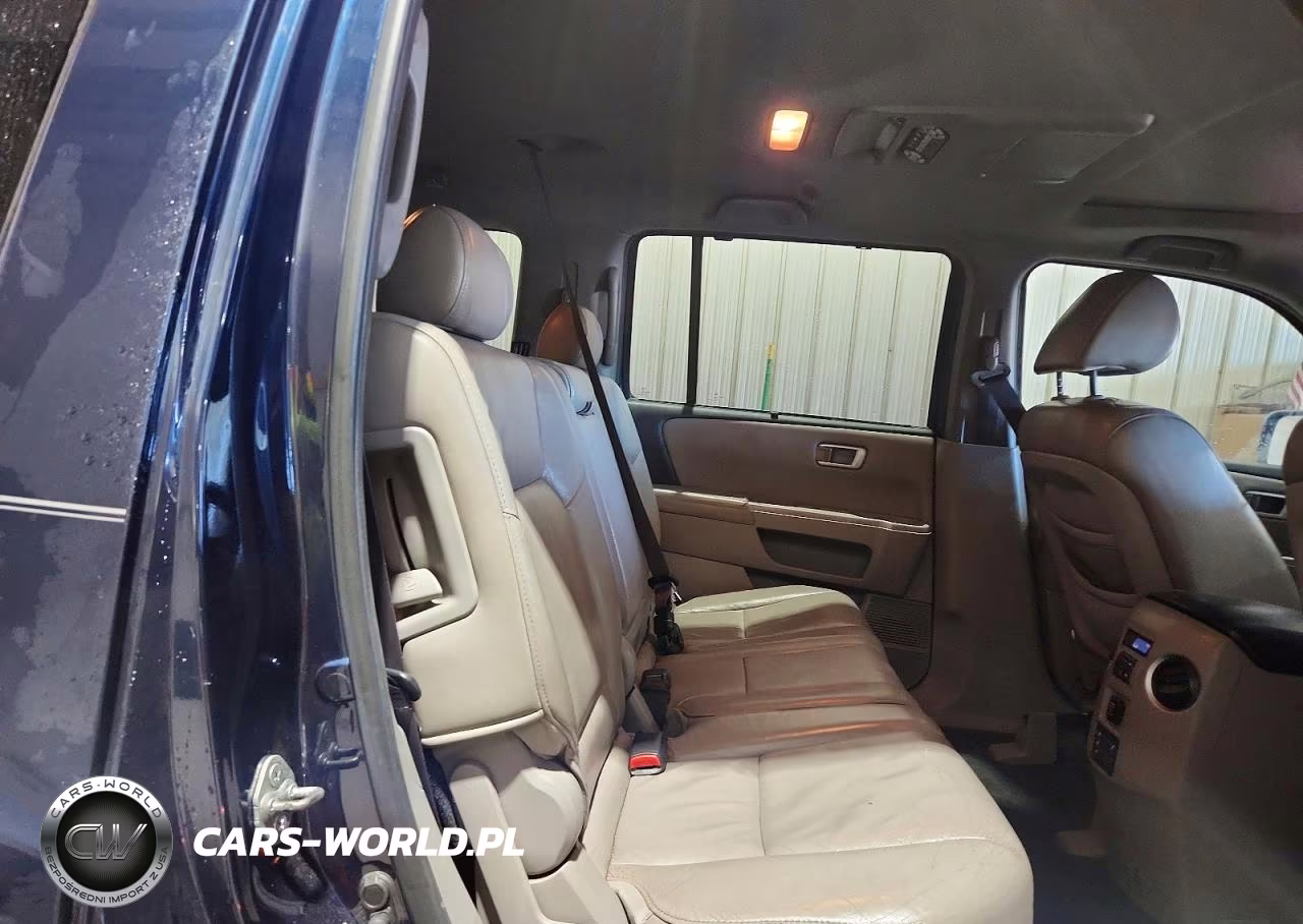 2011 Honda Pilot Touring VIN:5FNYF4H99BB011076 - 11