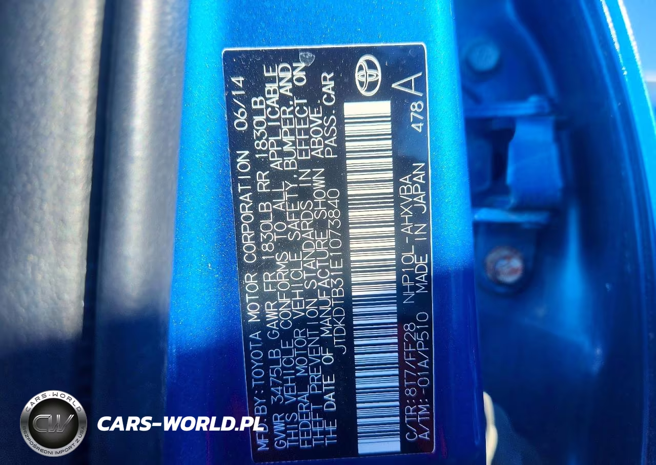 2014 Toyota Prius C Two VIN:JTDKDTB31E1073840 - 13